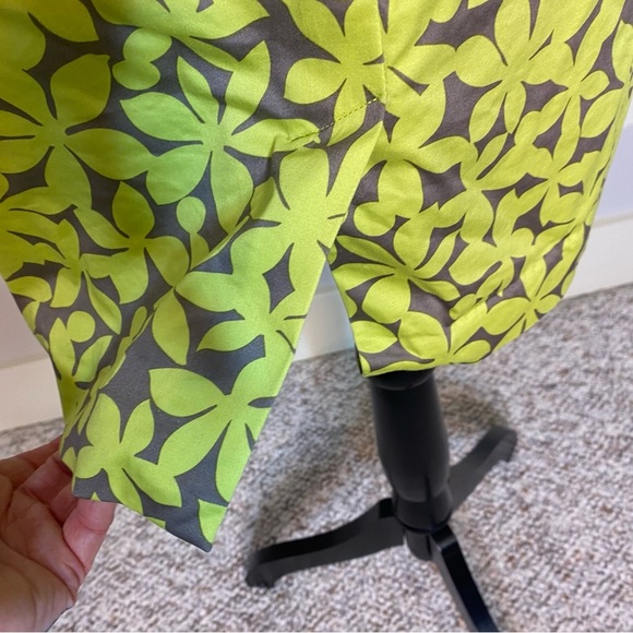 LANE BRYANT Plus Size Yellow Grey Floral Pencil Skirt Zipper Size 28 - Picture 6 of 10